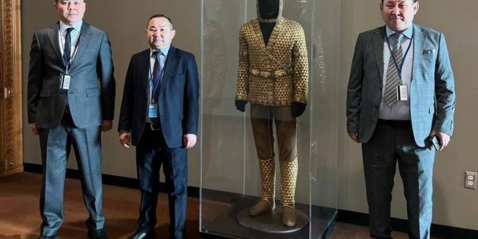 
                    В Нью-Йорке прошла выставка картин карагандинского художника Карипбека Куюкова
                
