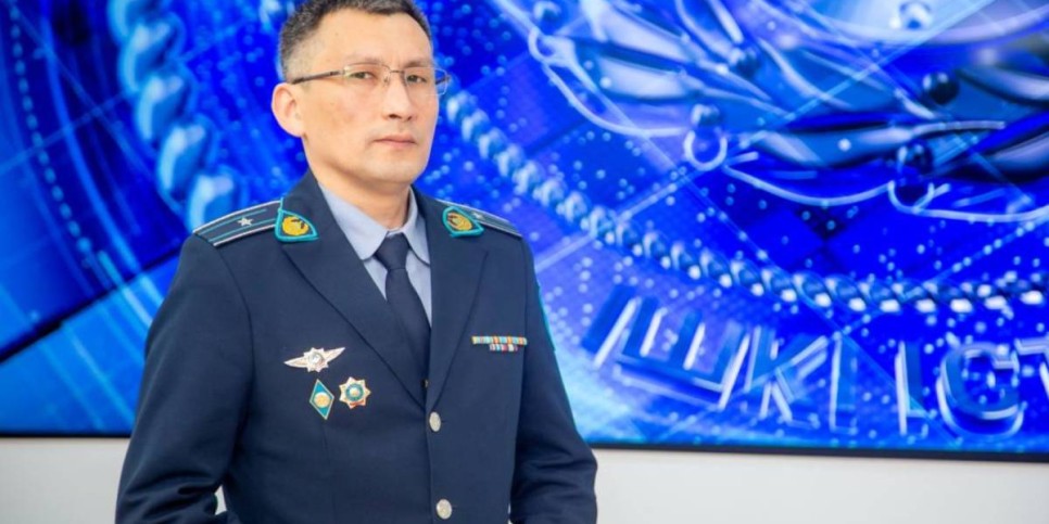 
                    Сотрудник кадровой службы МВД задержал закладчика в Астане 
                