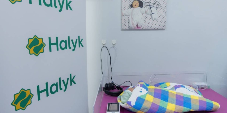 
                    В Алматы внедрено инновационное оборудование для обследования слуха у новорожденных
                