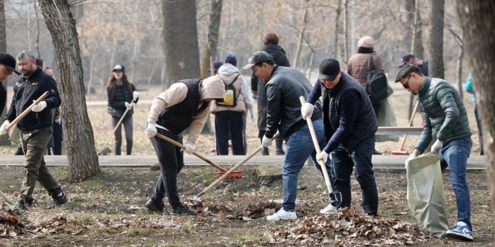 
                    В Алматы завершилась вторая неделя экологической кампании 
                