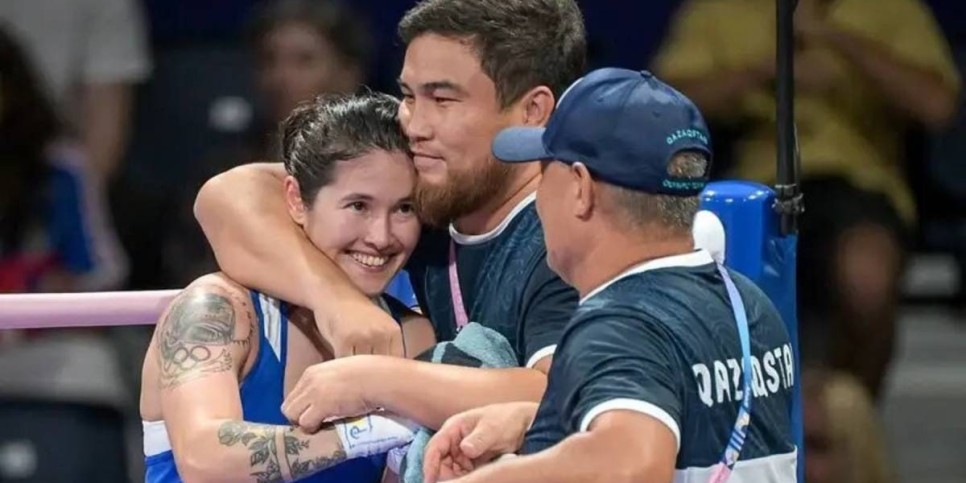 
                    Назым Кызайбай стала трехкратной чемпионкой мира по боксу
                
