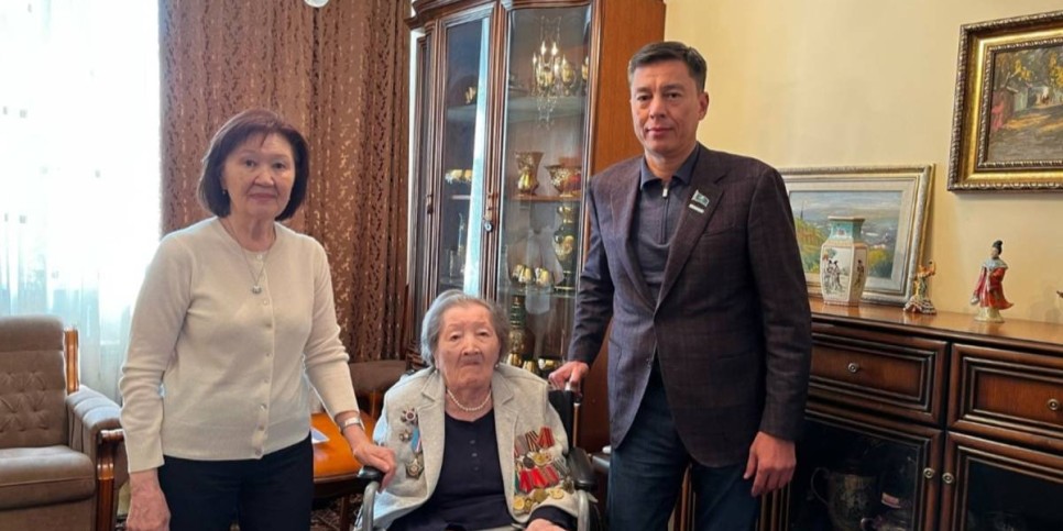 
                    В Алматы поздравляют ветеранов Великой Отечественной войны с 80-летием Победы
                