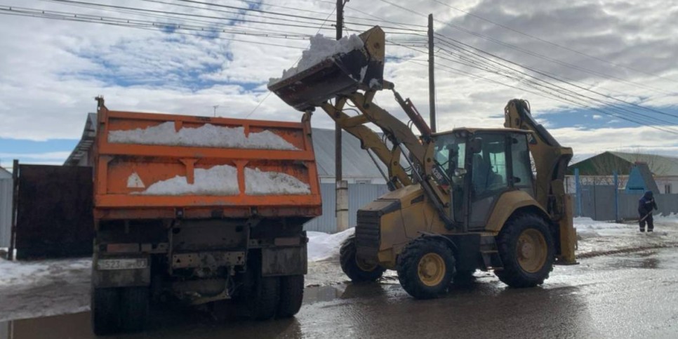
                    Противопаводковая работа в Уральске продолжается
                