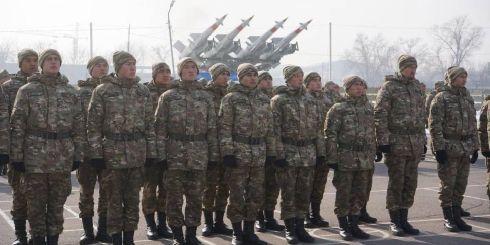 
                    В Алматы более ста солдат прошли подготовку по военно-учетной специальности
                