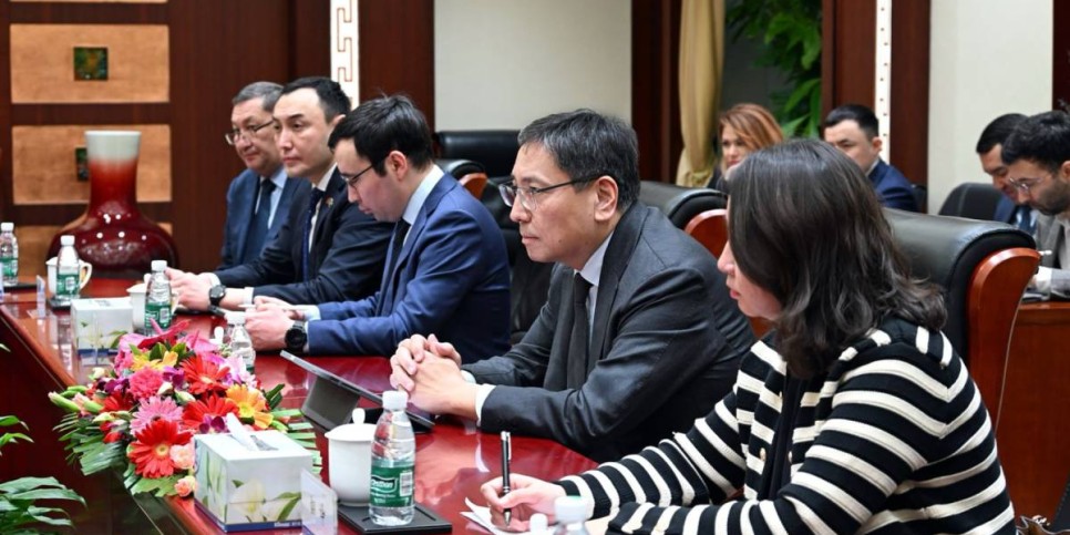 
                    Ерболат Досаев встретился с президентом China Exim Bank Ван Чуньин по вопросам финансирования инфраструктурных проектов
                