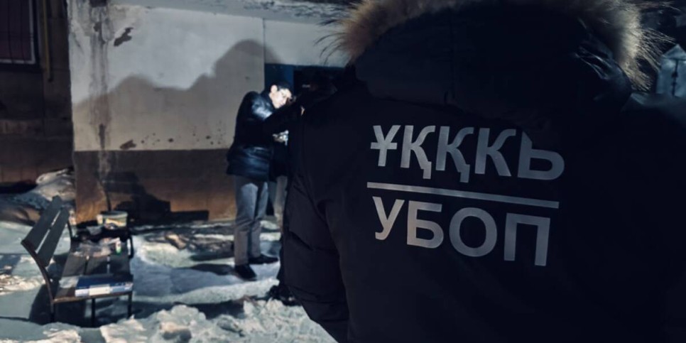 
                    Группа вымогателей задержана сотрудниками УБОП в Алматинской области
                
