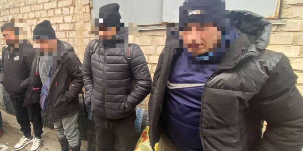 
                    Граждане Афганистана пытались незаконно пересечь границу на западе Казахстана
                