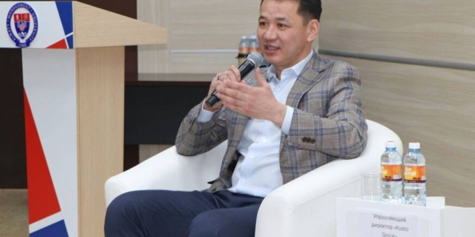 
                    Президент Федерации «Бәйге» Канат Копбаев рассказал алматинским студентам о развитии национальных видов спорта
                