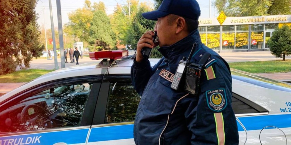 
                    Тысячи водителей пользовались телефоном за рулем в СКО
                