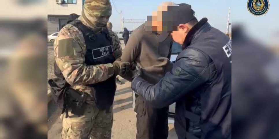 
                    Около 400 кг наркотиков изъяла полиция в Туркестанской области  
                