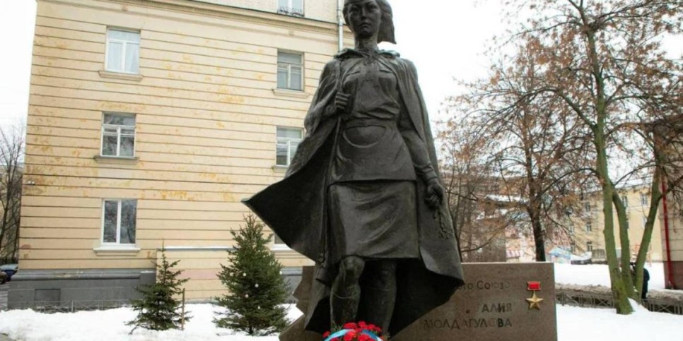 
                    В Санкт-Петербурге почтили память Алии Молдагуловой
                