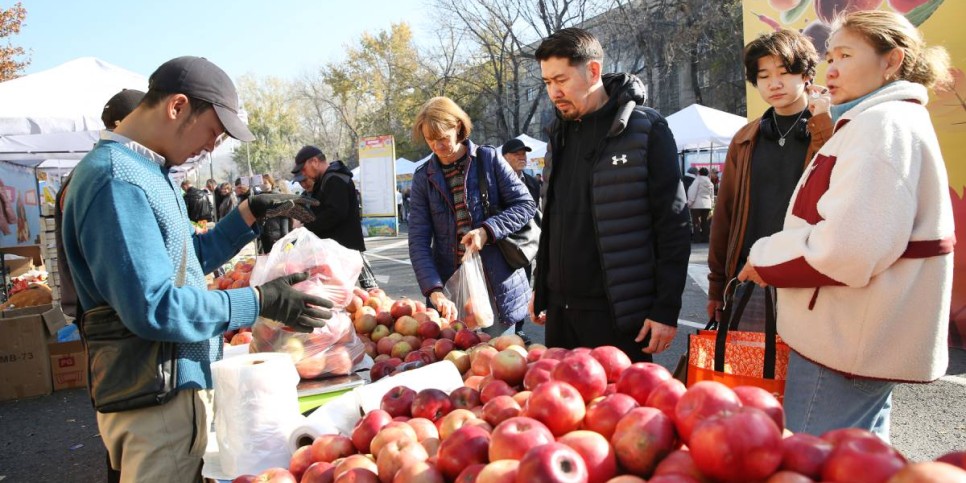 
                    Показатели казахстанского ретейла взлетели рекордными темпами за последние 11 лет
                