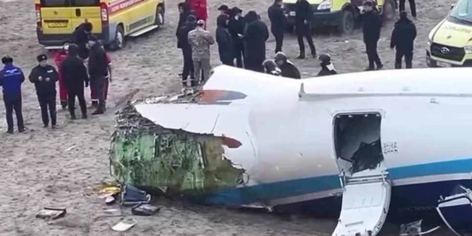 
                    Комиссия РК отказалась комментировать слитую в Сеть расшифровку черного ящика самолета AZAL
                
