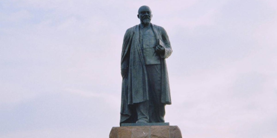 
                    В Астане начались празднования 180-летнего юбилея Абая Кунанбаева
                