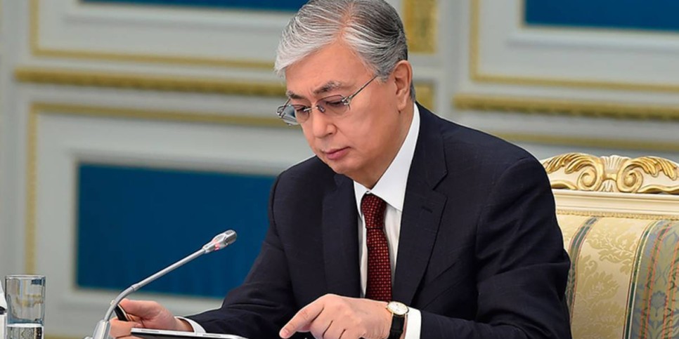 
                    Токаев подписал закон о добровольной накопительной системе "Келешек" 
                