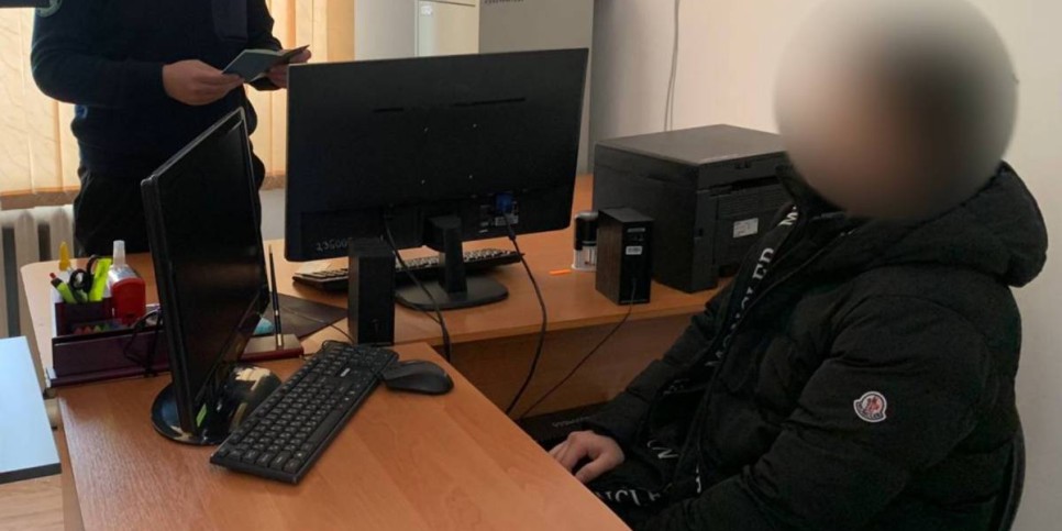 
                    Житель области Абай выдворен из Казахстана за двойное гражданство
                