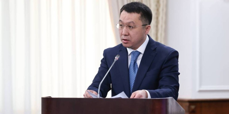 
                    25 новых профессий в сфере транспортно-логистического комплекса появится в Казахстане 
                