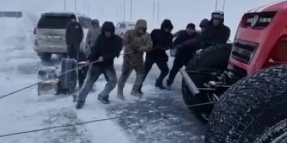 
                    Семь иностранцев спасены сотрудниками МЧС
                