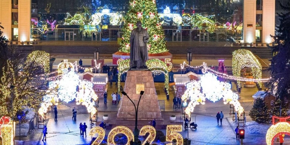 
                    Новый год 2025: Алматы - город тысячи огней
                