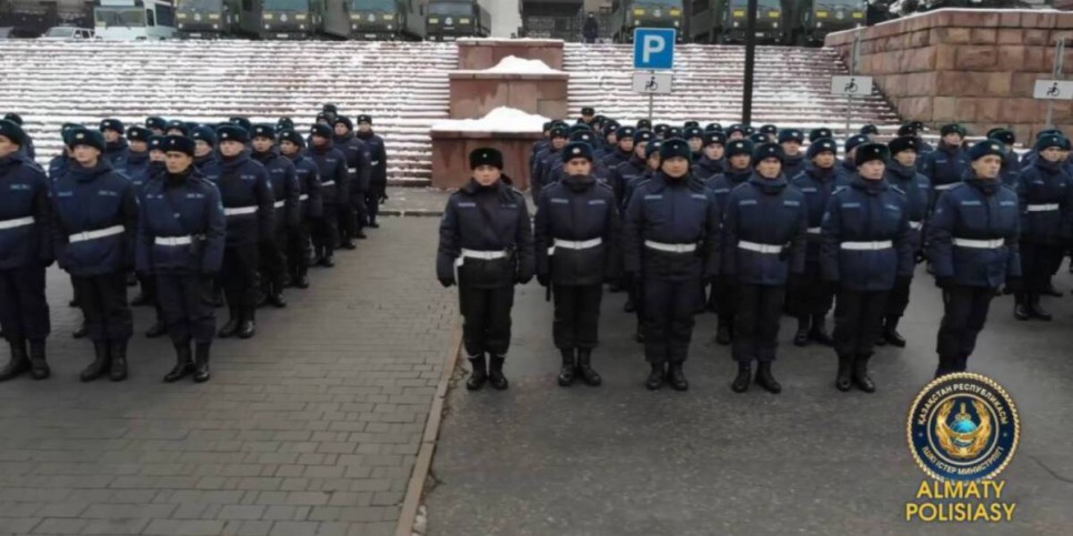 
                    Полиция в Алматы переведена на усиленный вариант несения службы
                