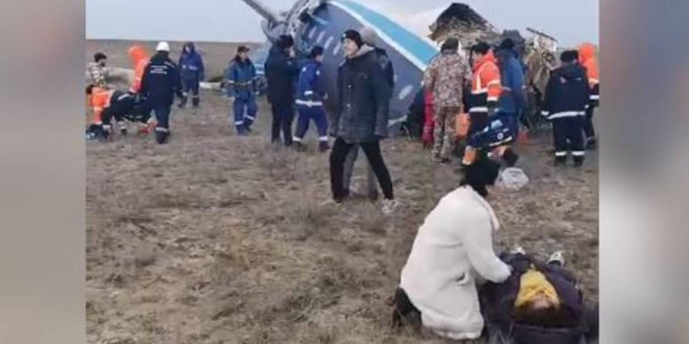 
                    25 человек выжили при крушении самолета близ Актау
                