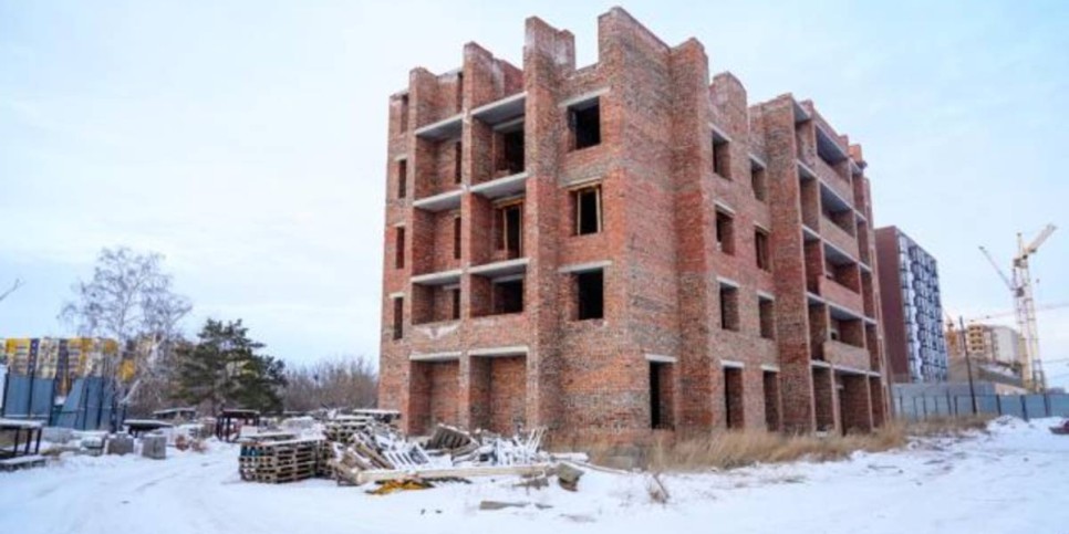 
                     В Астане сносят жилой комплекс
                