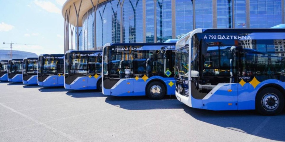 
                    Более 700 автобусов вышли на линию в Астане
                