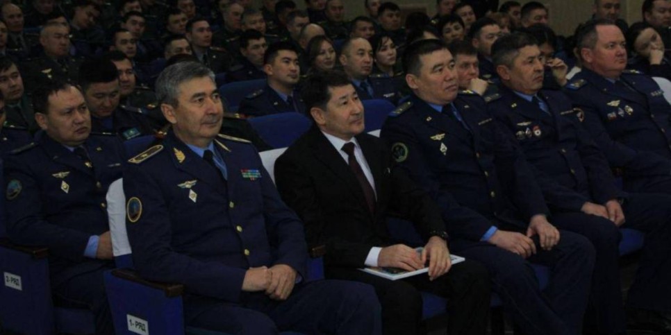 
                    Торжественное собрание в честь Дня независимости прошло в военном институте Алматы
                