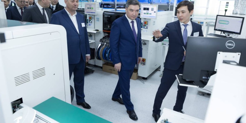 
                    Бектенов проверил исполнение поручений Президента по раскрытию промпотенциала страны
                