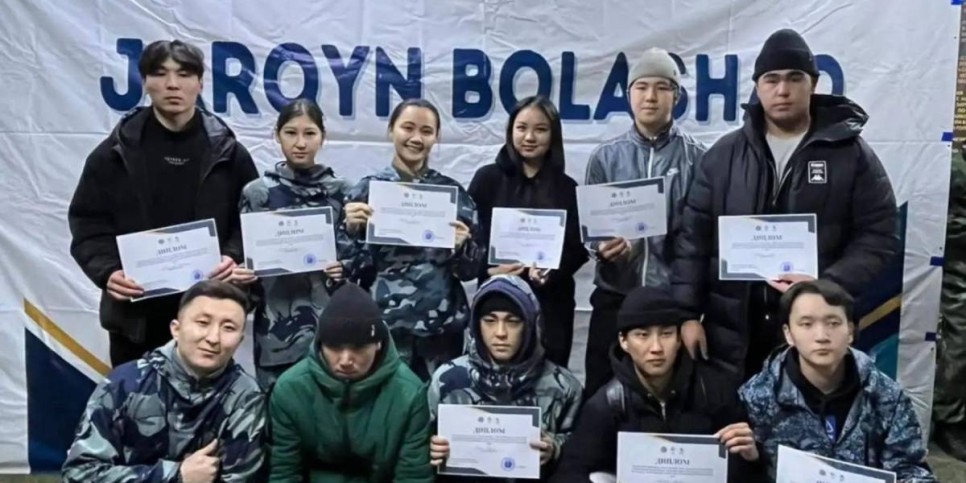 
                    Активисты Астаны помогают молодежи избежать лудомании и мошенничества
                