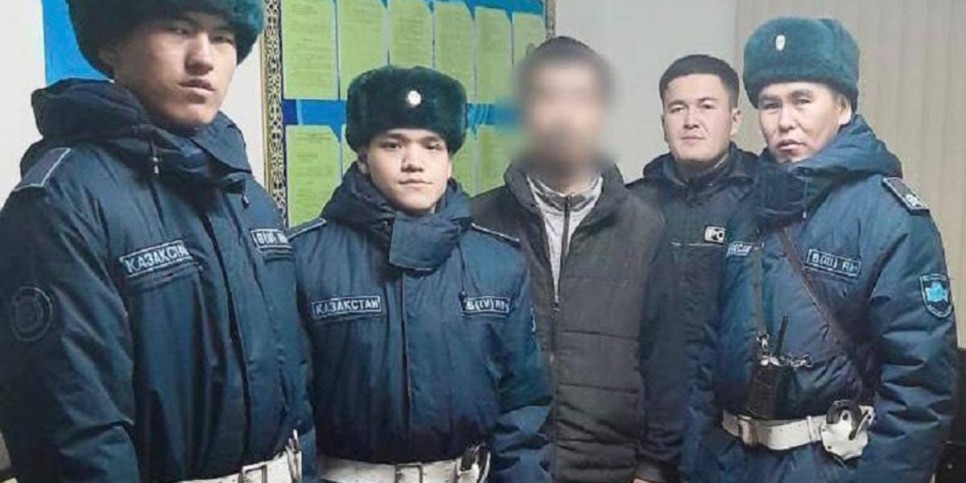
                    Обокрали квартиру: подозреваемого задержали гвардейцы в Туркестане
                