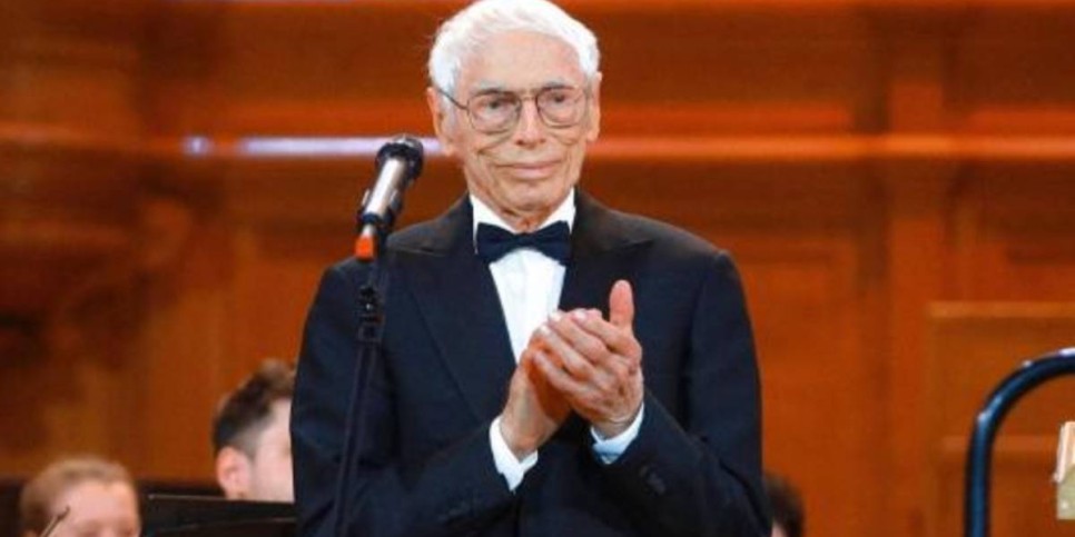 
                    Александр Зацепин поздравил Казахскую национальную консерваторию с 80-летием
                