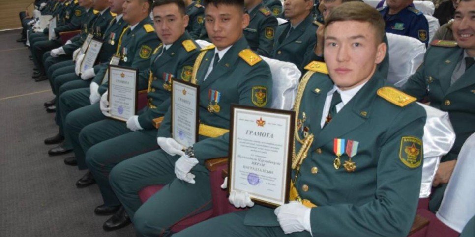 
                    В военном вузе Алматы прошла встреча с молодыми офицерами
                