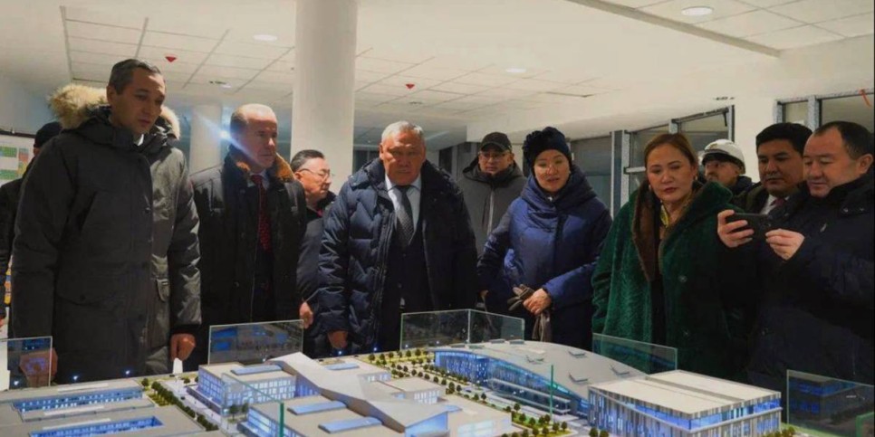 
                    Сенаторы ознакомились с деятельностью спортивных объектов Астаны
                
