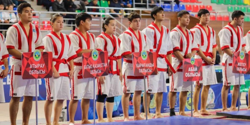 
                    В Таразе проходит чемпионат Казахстана по қазақ күресі
                