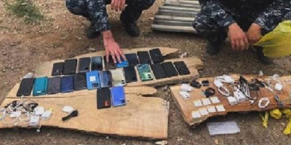 
                    Сотовые телефоны пытались пронести в колонию Шымкента
                