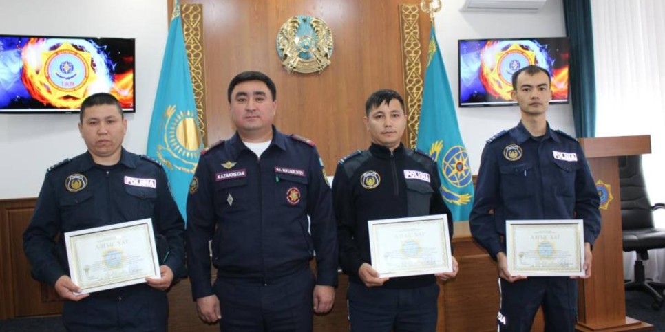 
                     Полицейских спецслужбы охраны МВД наградили в Астане
                