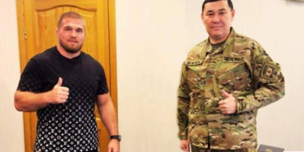 
                    Казахстанский спортсмен Артем Резников вступил в ряды спасателей МЧС
                