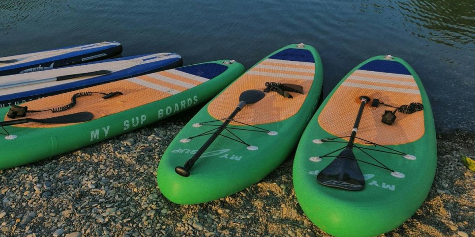 
                    Двух мужчин на SUP борде унесло от берега Каспийского моря
                
