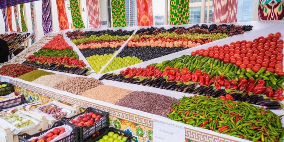
                    В Астане проходит выставка-ярмарка из Таджикистана
                