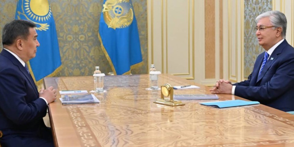 
                    Глава государства принял Марата Ахметжанова
                