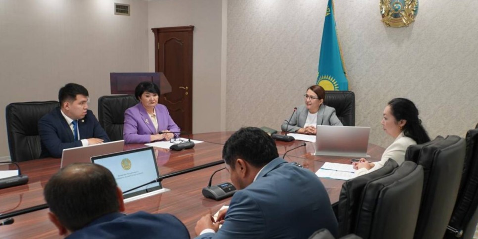 
                    Какие ценности формируют нравственно-этический образ казахстанских госслужащих
                