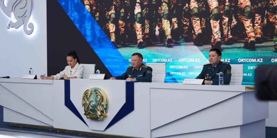 
                    На период воинских сборов за военнообязанными сохраняются места работы и должность – Минобороны РК
                