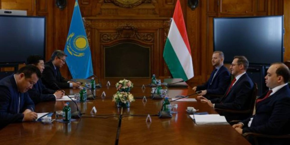 
                    Казахстан и Венгрия заинтересованы в углублении партнерства 
                