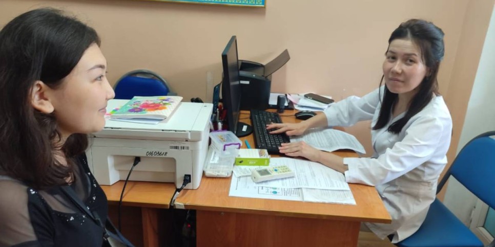 
                    Алматинские пенсионеры из Центра активного долголетия душевно благодарят медиков
                