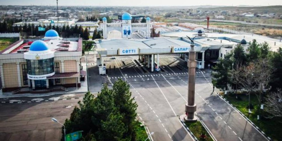 
                    Скопление лиц и авто на границе с Узбекистаном прокомментировал КНБ РК
                