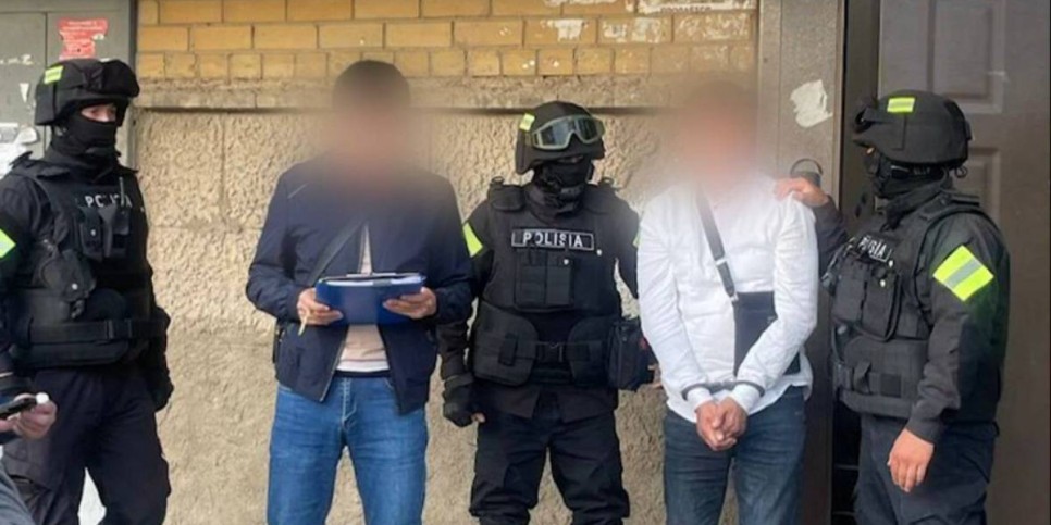
                    Иностранец в Астане торговал наркотиками 
                