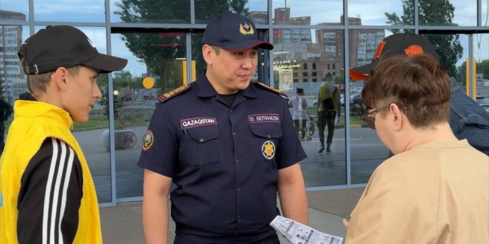 
                    Как вести себя при землетрясении еще раз напомнили спасатели ВКО
                
