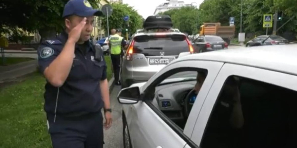 
                    Около 10 тысяч автолюбителей наказаны за парковку в Алматы
                
