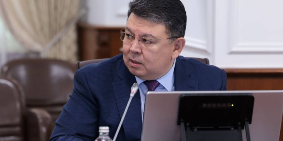 
                    Крупный бизнес помогает устранить последствия паводков – Бозумбаев 
                